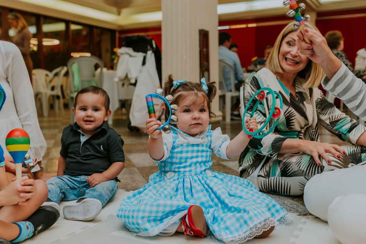 fotografia festa infantil 1 ano Lara tema magico de oz barra da Tijuca Rio de Janeiro fotografa familia bruna Guerson 