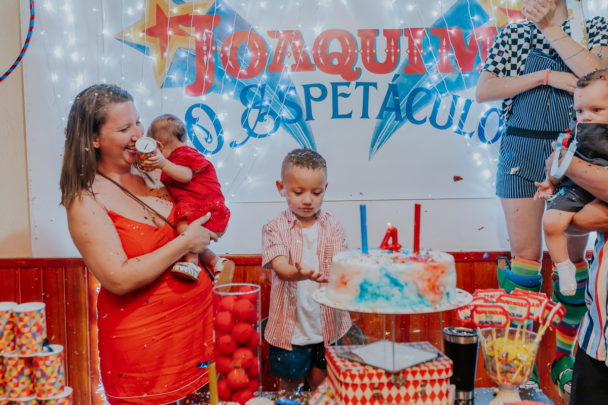 fotografia festa infantil Rio de Janeiro ilha do governador circo joaquim 4 anos fotografa familia 
