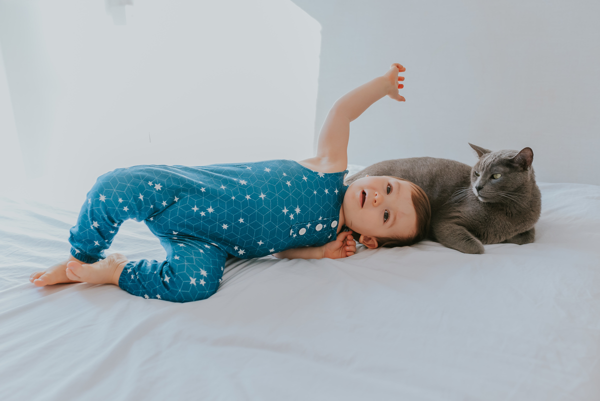 fotografia ensaio familia fotografa rio de janeiro em casa acompanhamento bebe 5 dias eva maria 
