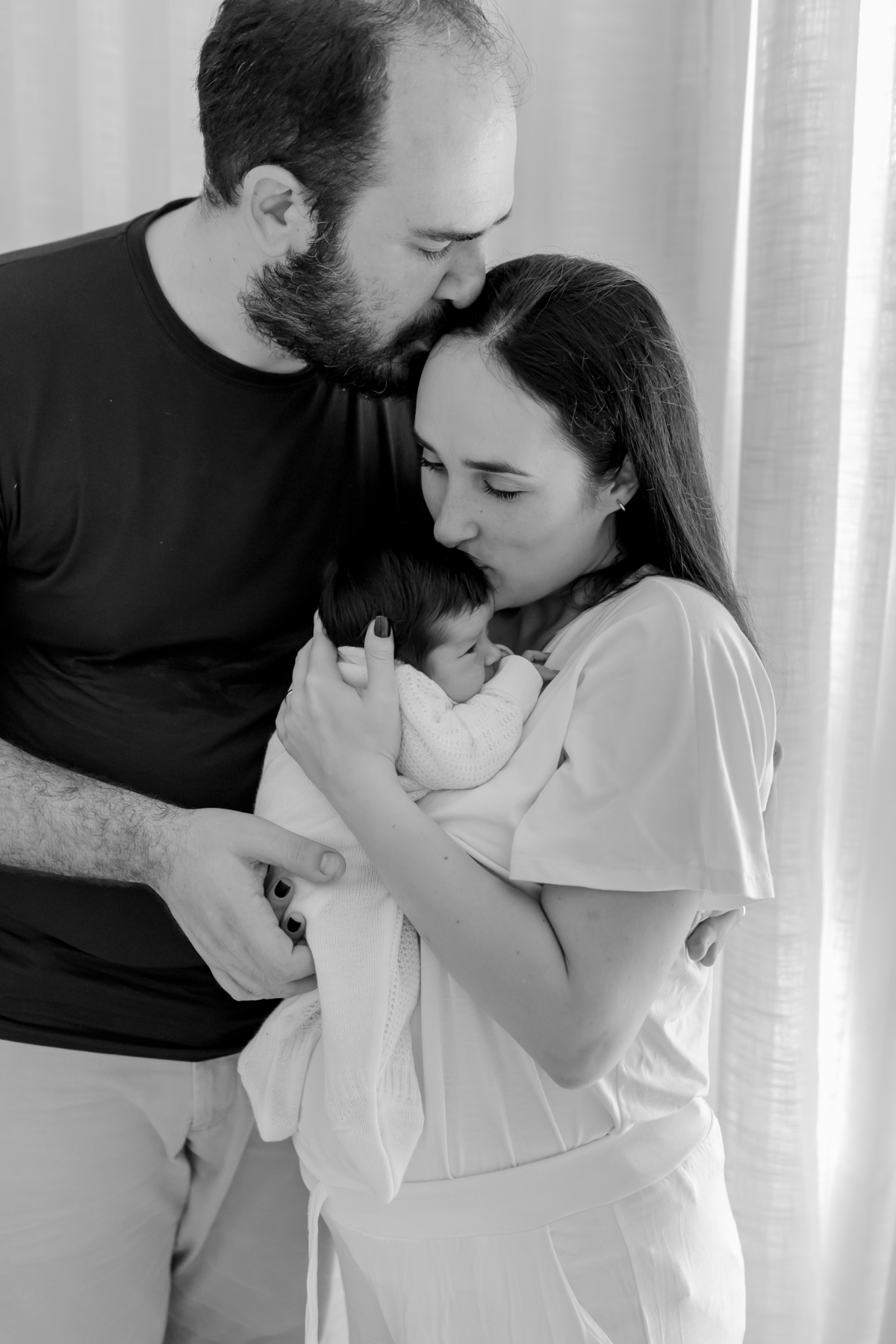 fotografia ensaio familia fotografa rio de janeiro em casa acompanhamento bebe 5 dias eva maria 