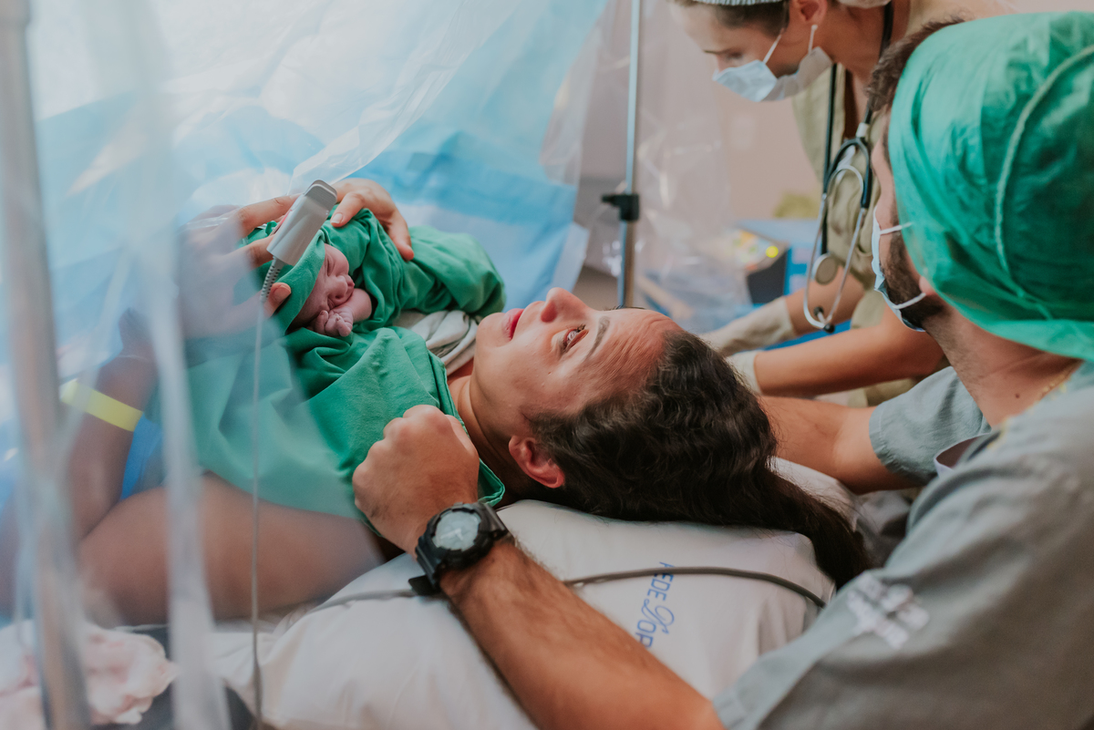 fotografia nascimento caio parto cesarea gloria dor Rio de Janeiro zona sul fotografa familia 