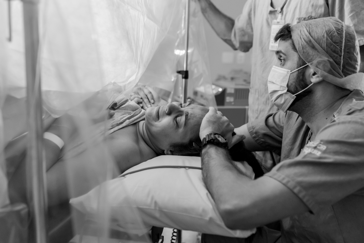 fotografia nascimento caio parto cesarea gloria dor Rio de Janeiro zona sul fotografa familia 