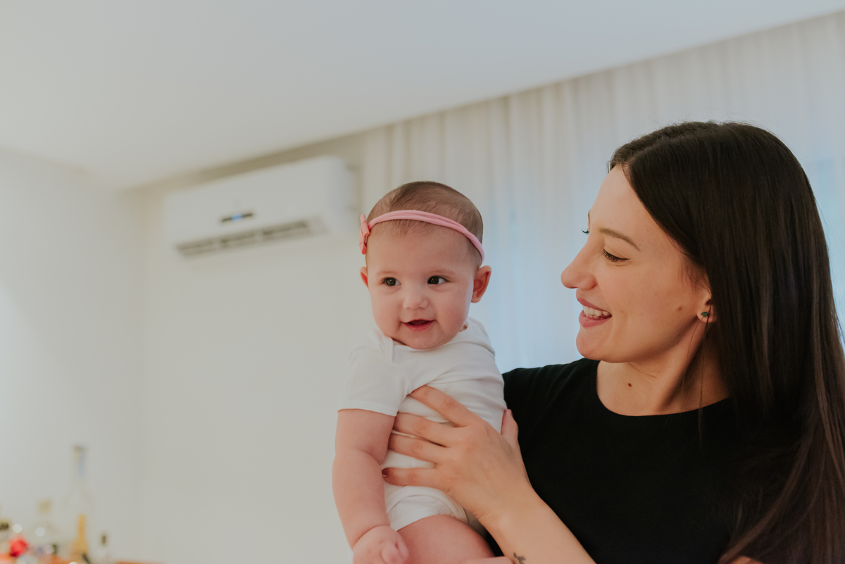 fotografia ensaio em casa acompanhamento fotografa familia Tijuca Rio de Janeiro 6 meses Cecilia 
