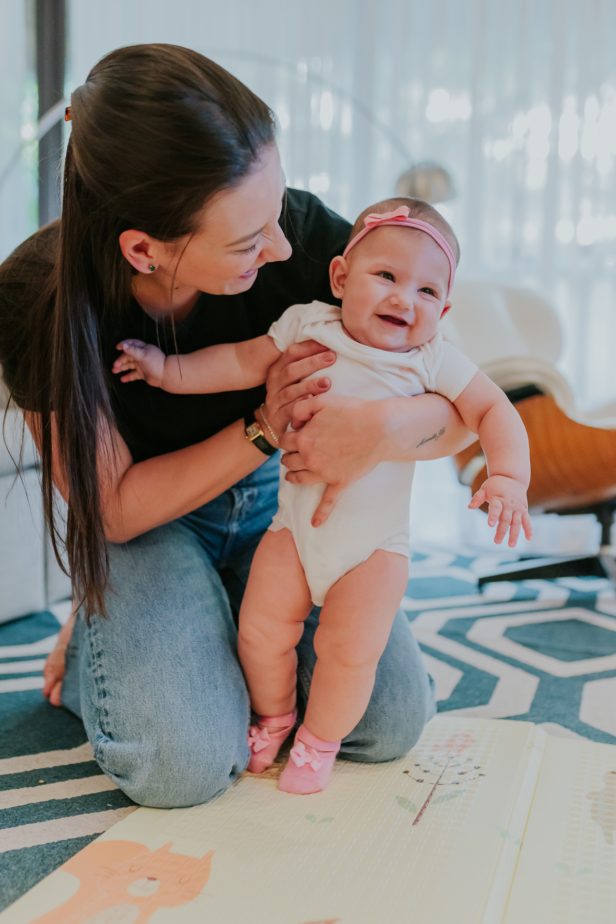 fotografia ensaio em casa acompanhamento fotografa familia Tijuca Rio de Janeiro 6 meses Cecilia 