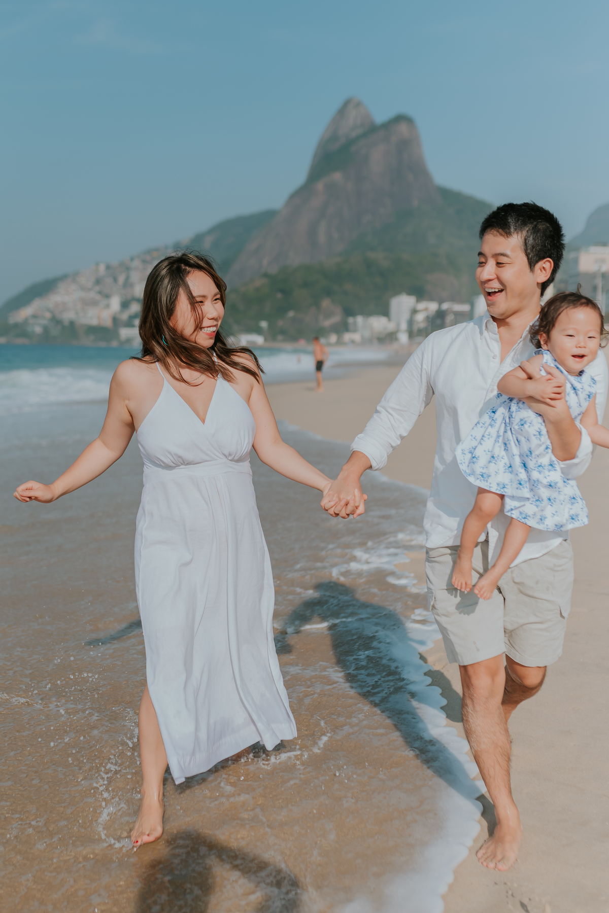 fotografia ensaio sessão familia rio de Janeiro fotografa praia externo Leblon maya japonesa