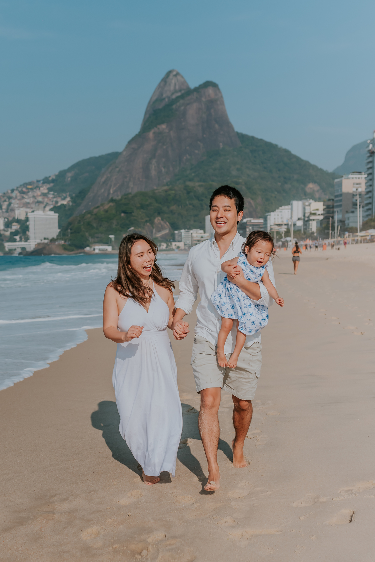 fotografia ensaio sessão familia rio de Janeiro fotografa praia externo Leblon maya japonesa