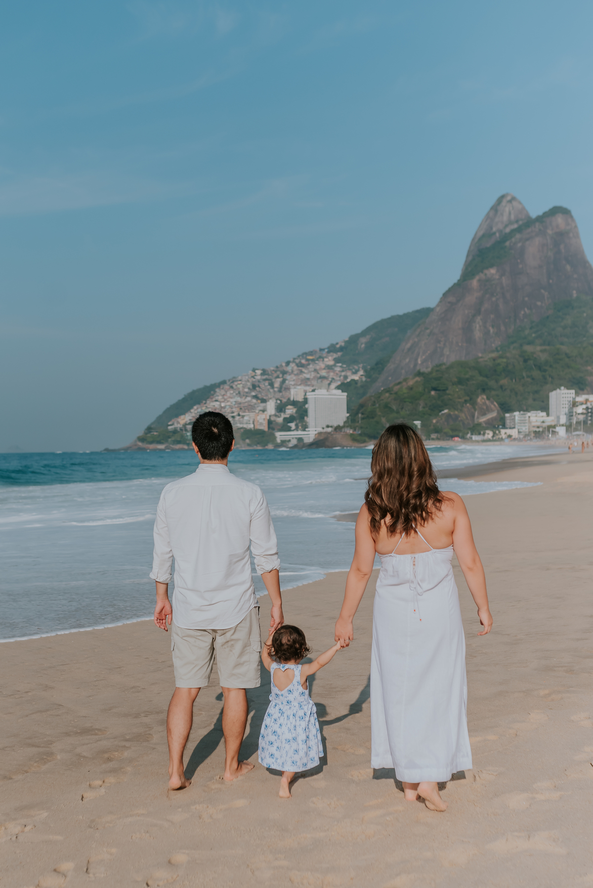 fotografia ensaio sessão familia rio de Janeiro fotografa praia externo Leblon maya japonesa