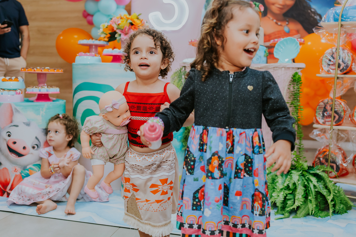 fotografia festa infantil 3 anos Laura tema Moana fotografa familia rio de janeiro bruna Guerson Tijuca 