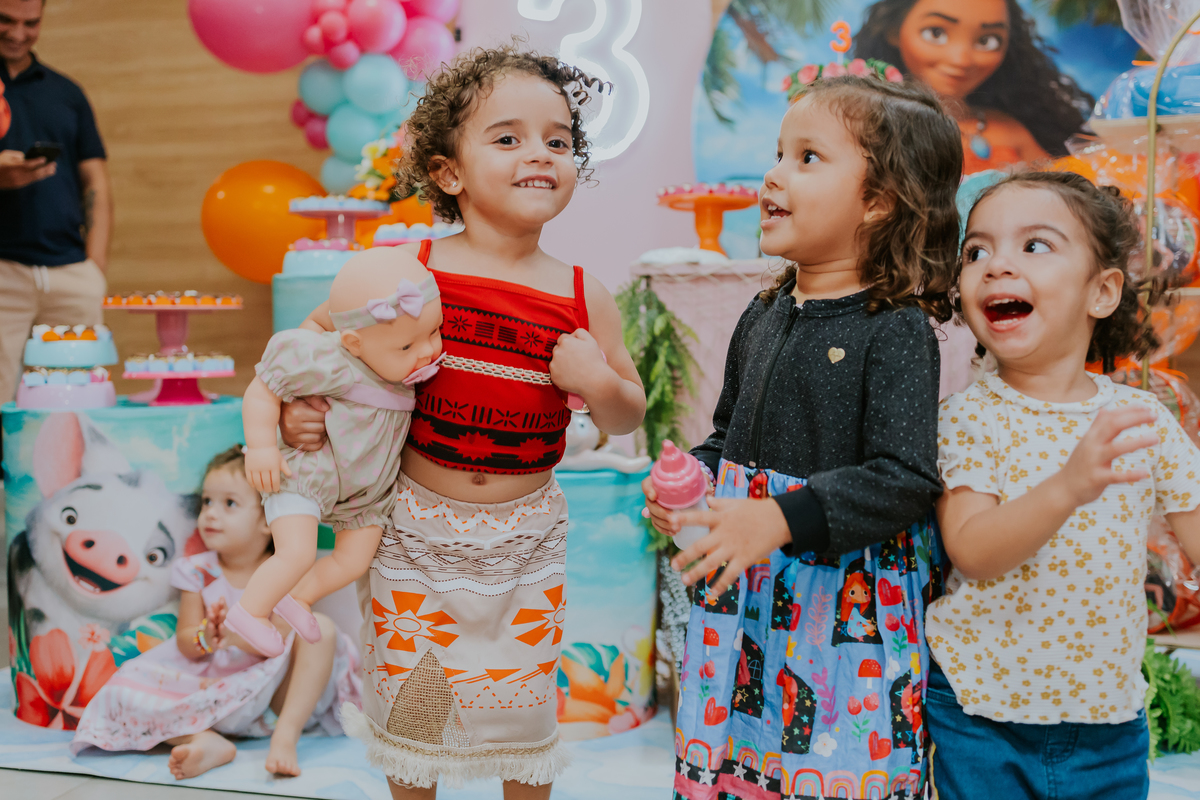 fotografia festa infantil 3 anos Laura tema Moana fotografa familia rio de janeiro bruna Guerson Tijuca 