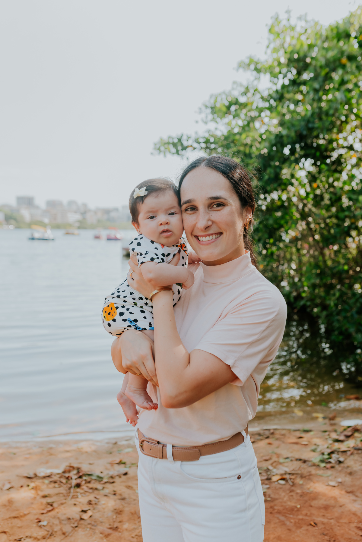 fotografia ensaio familia bebe acompanhamento trimestral eva Maria lagoa Rodrigo de Freitas Rio de Janeiro fotografa sessão externa natureza 