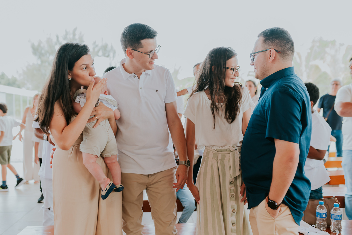fotografia batizado batismo Davi fotografa familia Santuário de Nossa Senhora de Fátima - Rio de Janeiro - recreio dos bandeirantes 