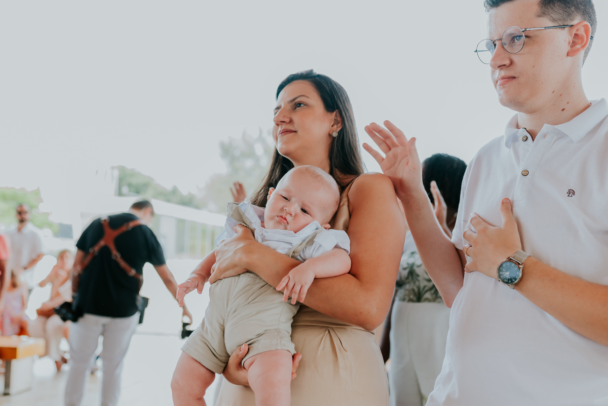 fotografia batizado batismo Davi fotografa familia Santuário de Nossa Senhora de Fátima - Rio de Janeiro - recreio dos bandeirantes 