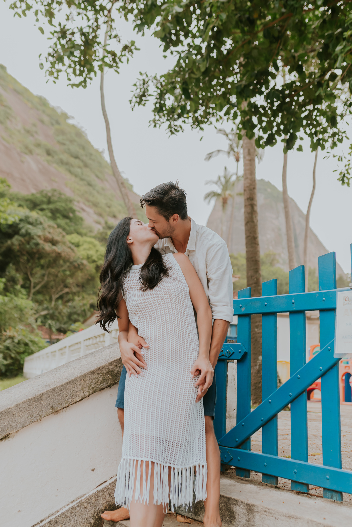 fotografia ensaio externo praia vermelha urca familia Rio de Janeiro Levi fotografa bruna Guerson 