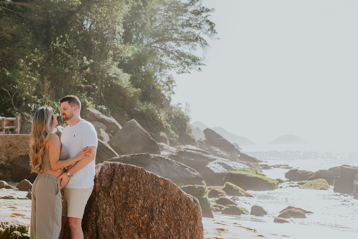 fotografia ensaio externo gestante fotografa familia rio e Janeiro praia vermelha urca a espera do Benicio bruna Guerson 