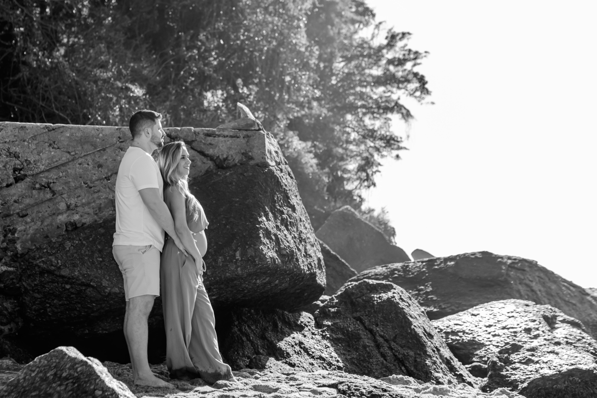 fotografia ensaio externo gestante fotografa familia rio e Janeiro praia vermelha urca a espera do Benicio bruna Guerson 