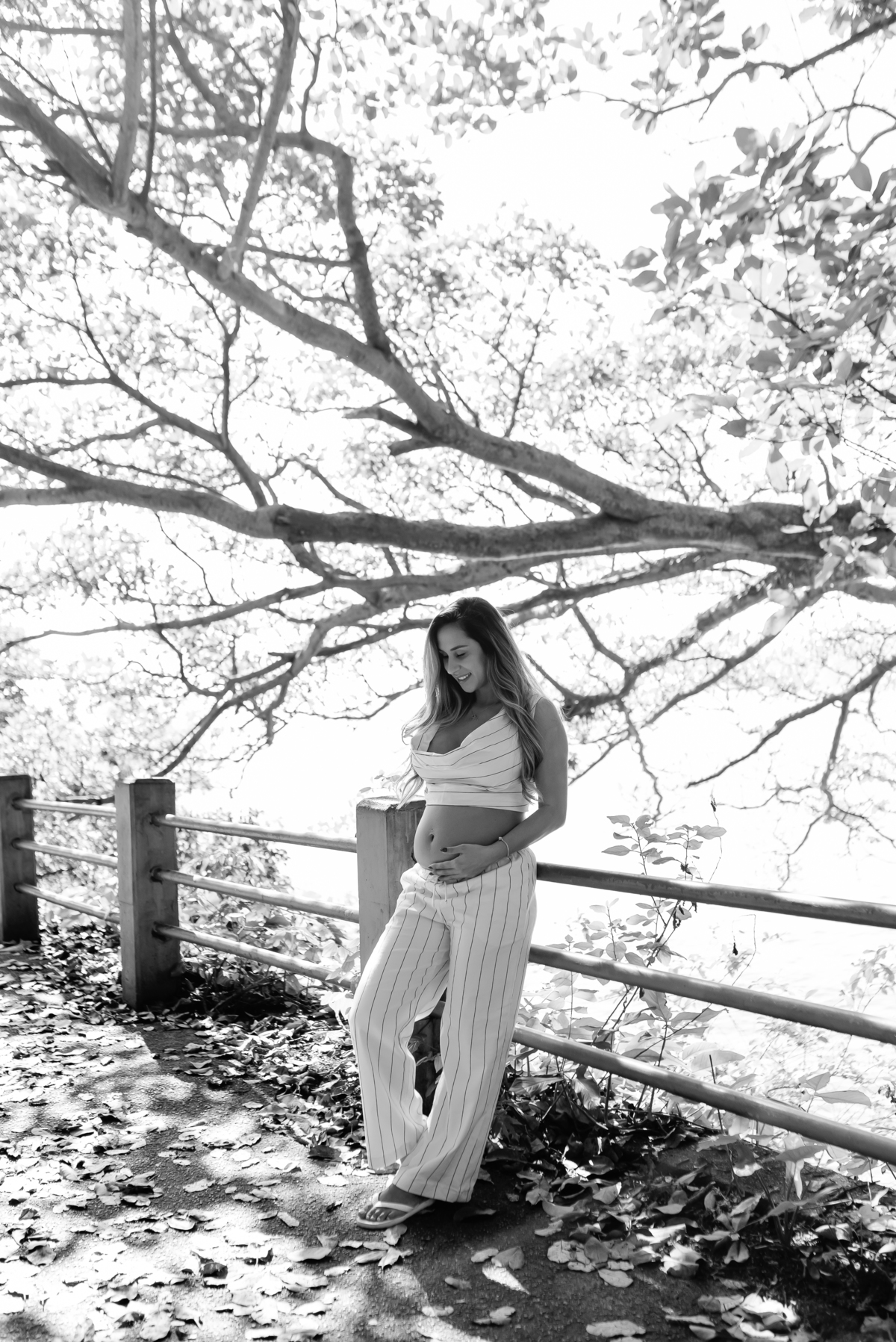 fotografia ensaio externo gestante fotografa familia rio e Janeiro praia vermelha urca a espera do Benicio bruna Guerson 