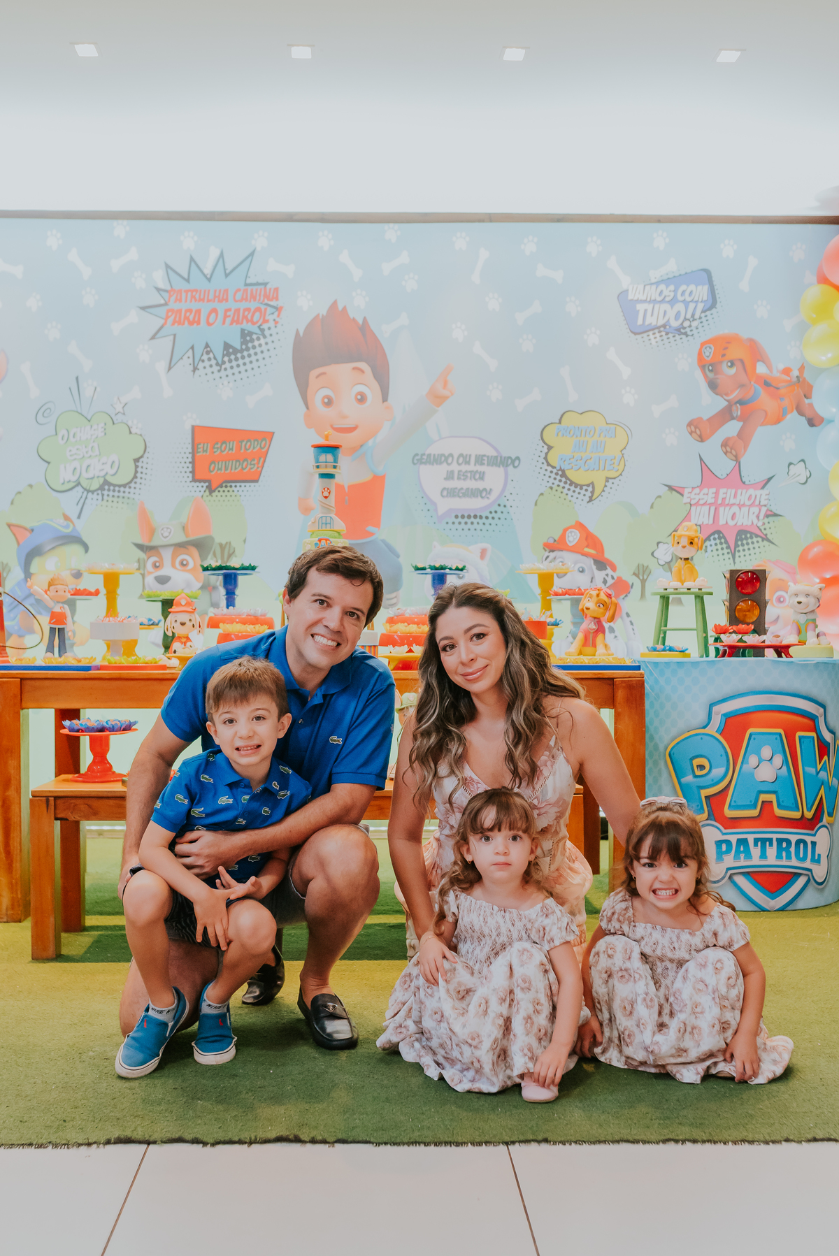 fotografia festa infantil folia encantada Rio de Janeiro barra da Tijuca fotografa de familia 3 irmaos