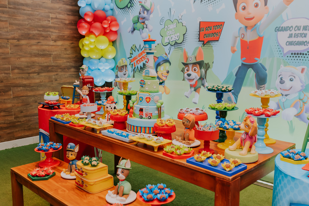 fotografia festa infantil folia encantada Rio de Janeiro barra da Tijuca fotografa de familia 3 irmaos