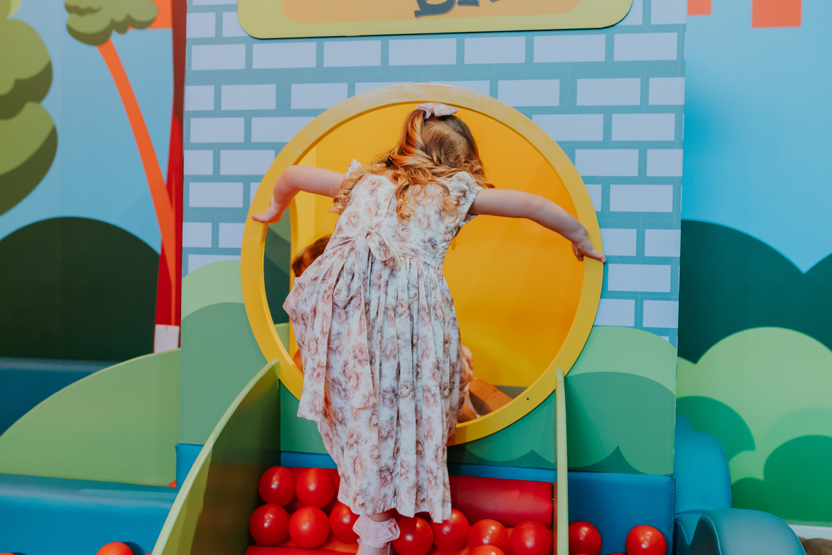 fotografia festa infantil folia encantada Rio de Janeiro barra da Tijuca fotografa de familia 3 irmaos