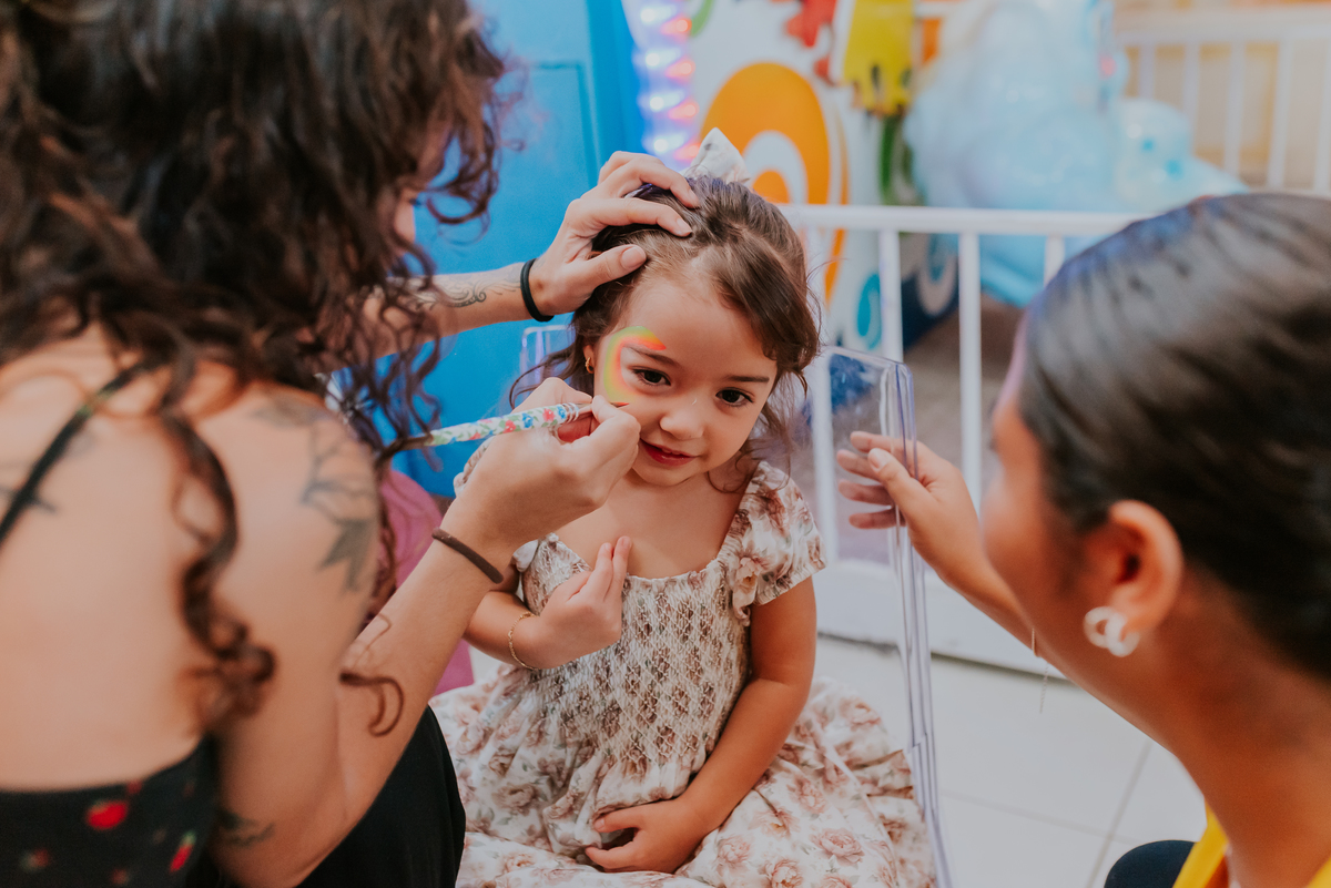 fotografia festa infantil folia encantada Rio de Janeiro barra da Tijuca fotografa de familia 3 irmaos