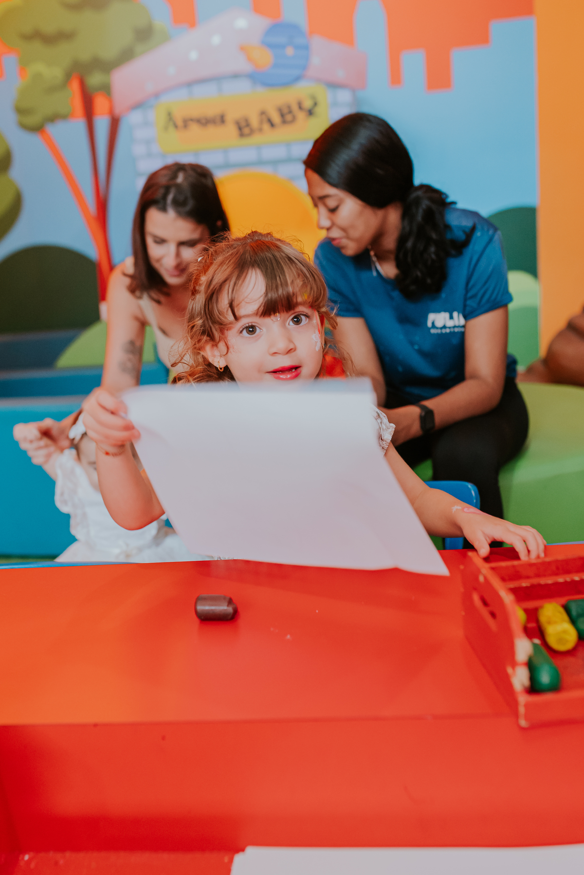 fotografia festa infantil folia encantada Rio de Janeiro barra da Tijuca fotografa de familia 3 irmaos