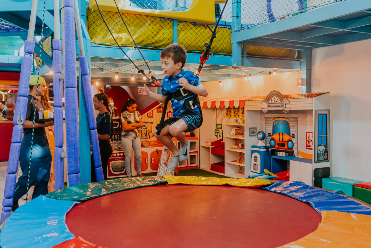 fotografia festa infantil folia encantada Rio de Janeiro barra da Tijuca fotografa de familia 3 irmaos