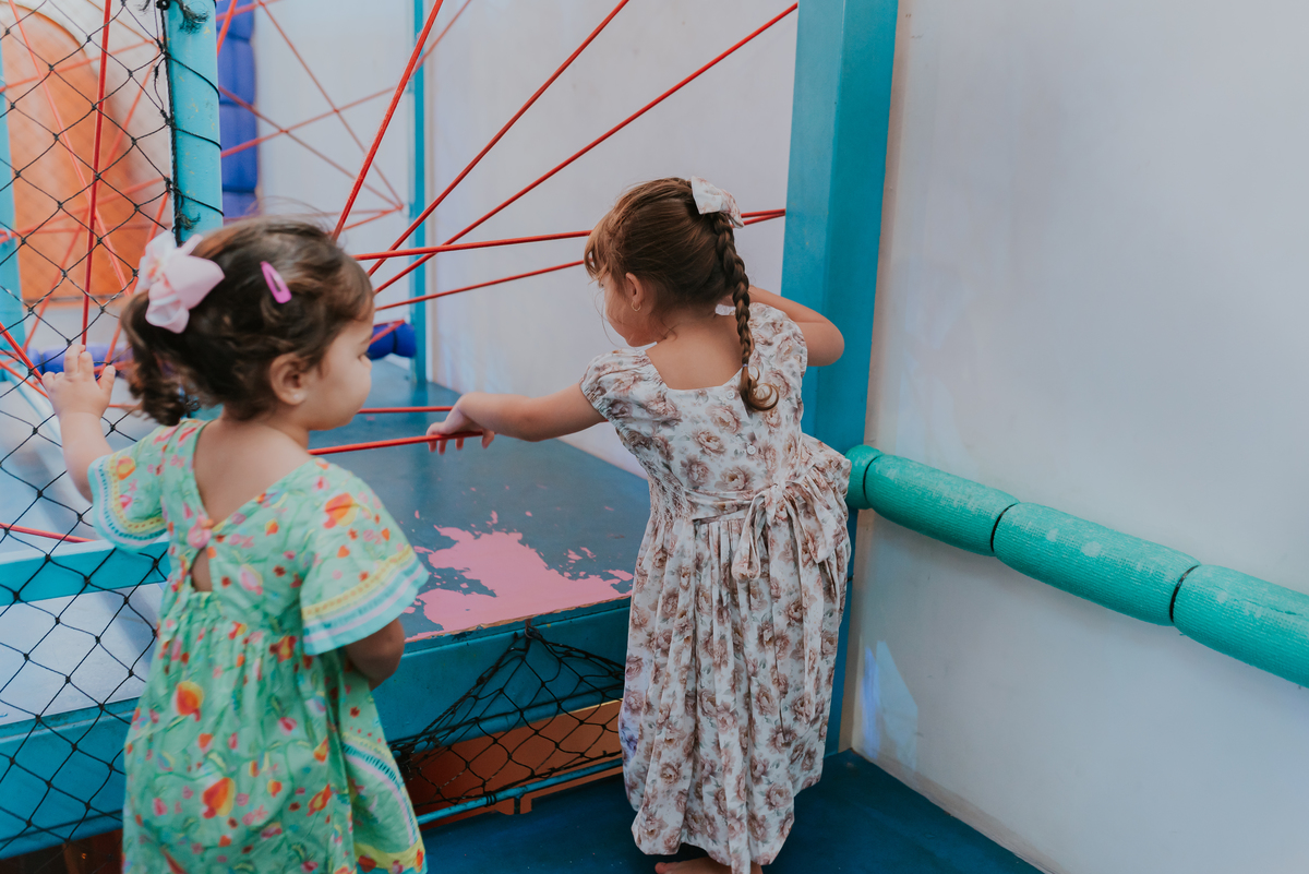 fotografia festa infantil folia encantada Rio de Janeiro barra da Tijuca fotografa de familia 3 irmaos