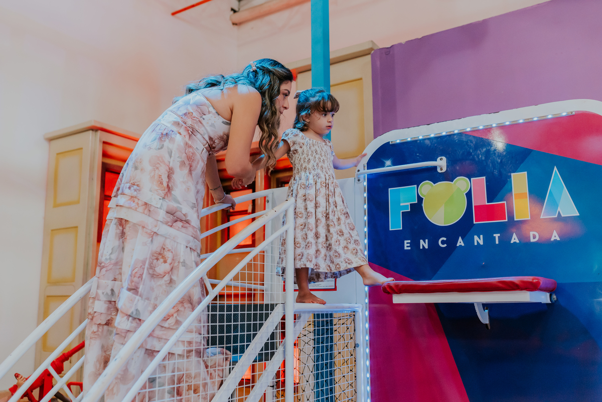 fotografia festa infantil folia encantada Rio de Janeiro barra da Tijuca fotografa de familia 3 irmaos