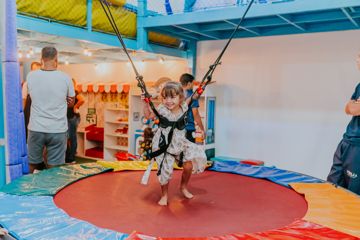 fotografia festa infantil folia encantada Rio de Janeiro barra da Tijuca fotografa de familia 3 irmaos