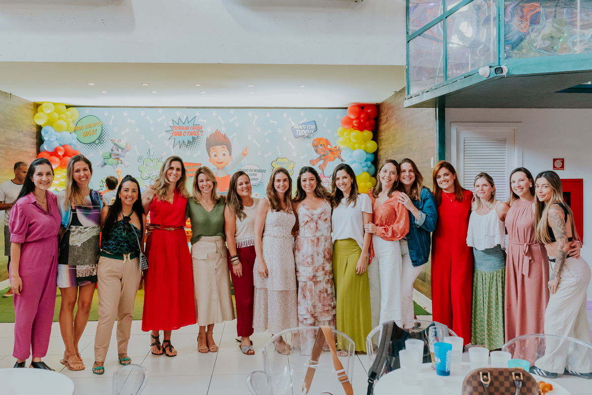 fotografia festa infantil folia encantada Rio de Janeiro barra da Tijuca fotografa de familia 3 irmaos