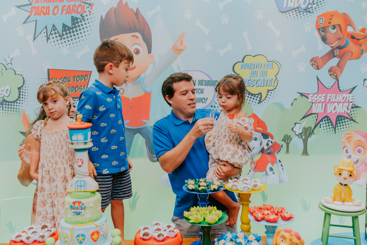 fotografia festa infantil folia encantada Rio de Janeiro barra da Tijuca fotografa de familia 3 irmaos