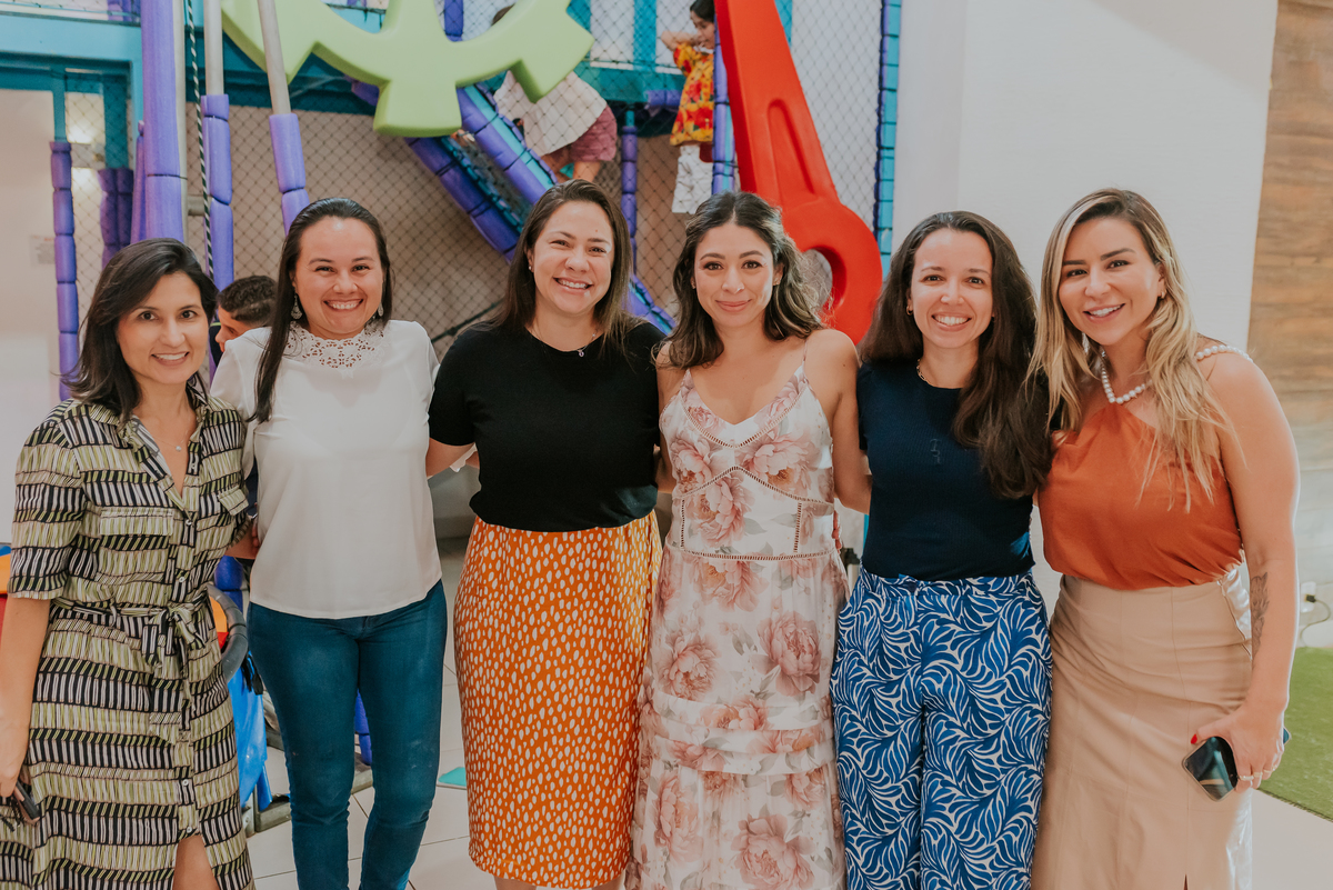 fotografia festa infantil folia encantada Rio de Janeiro barra da Tijuca fotografa de familia 3 irmaos