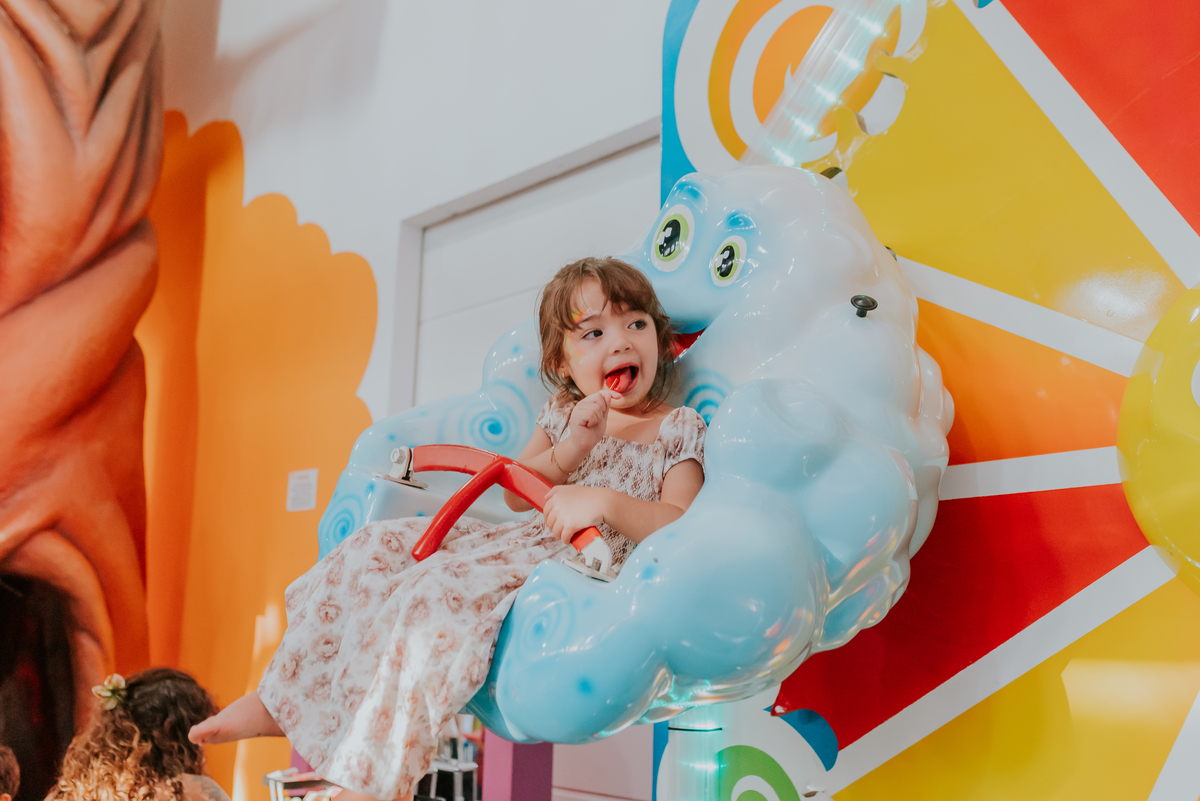 fotografia festa infantil folia encantada Rio de Janeiro barra da Tijuca fotografa de familia 3 irmaos