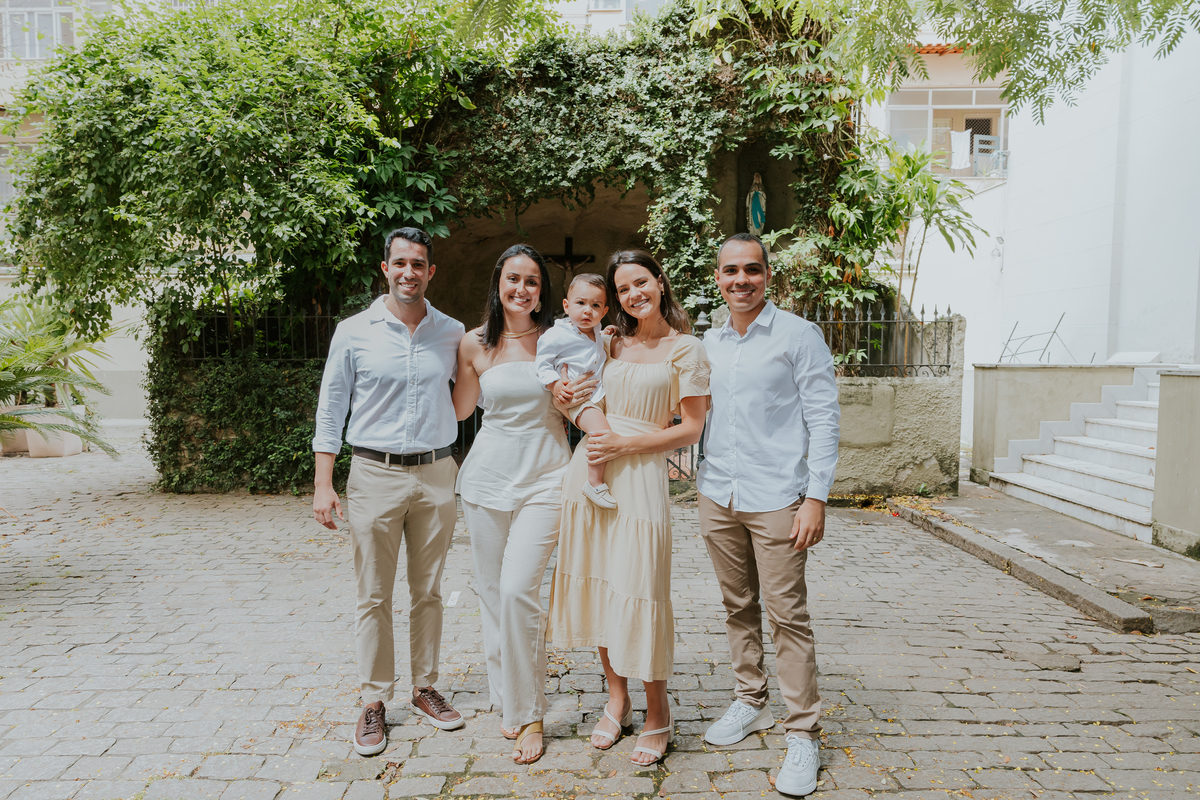 fotografia batizado batismo Arthur fotografa familia Rio de Janeiro Tijuca Basílica Santuário de São Sebastião (Igreja dos Capuchinhos) 