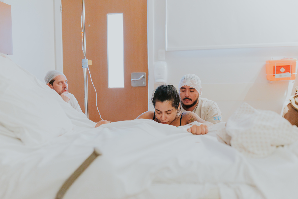 fotografia nascimento parto normal perinatal barra da Tijuca Rio de Janeiro fotografa familia Olivia bruna guerson