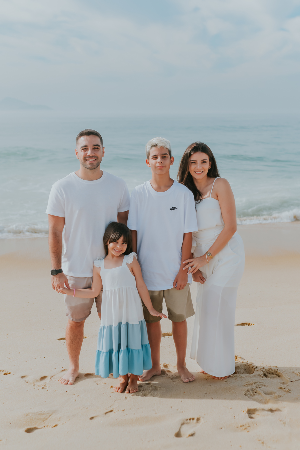fotografia familia ensaio externo praia Leblon Ipanema Rio de Janeiro fotografa bruna Guerson 