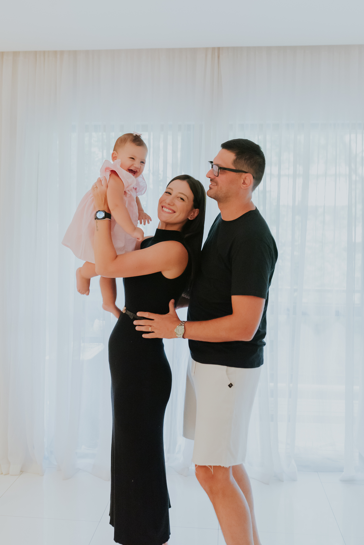fotografa familia ensaio em casa acompanhamento trimestral bebe Cecilia fotografia Rio de Janeiro 