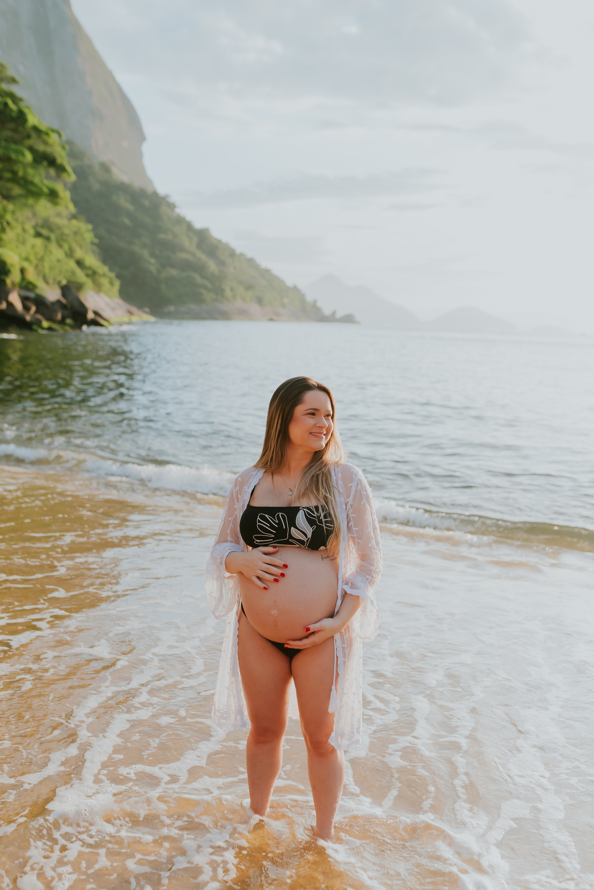 fotografia ensaio gestante externo nascer do sol praia vermelha urca rio de janeiro fotografa familia bruna Guerson 