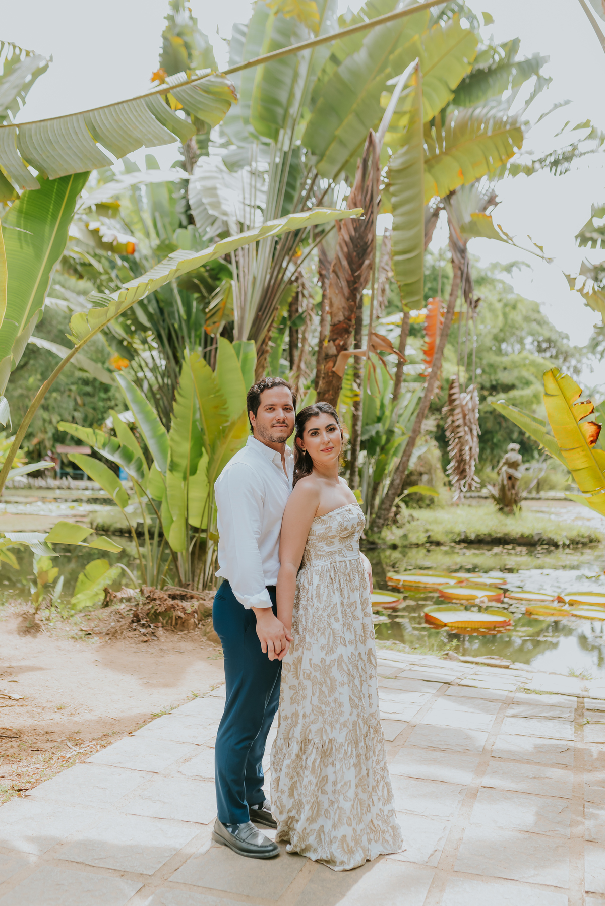 fotografa ensaio externo fotografia casal jardim botânico Rio de Janeiro bruna Guerson natureza 