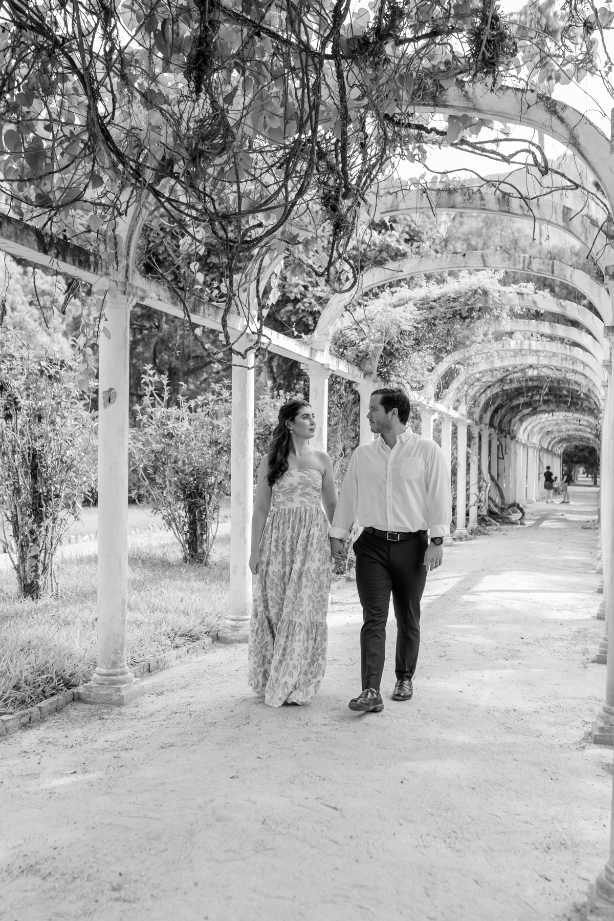 fotografa ensaio externo fotografia casal jardim botânico Rio de Janeiro bruna Guerson natureza 