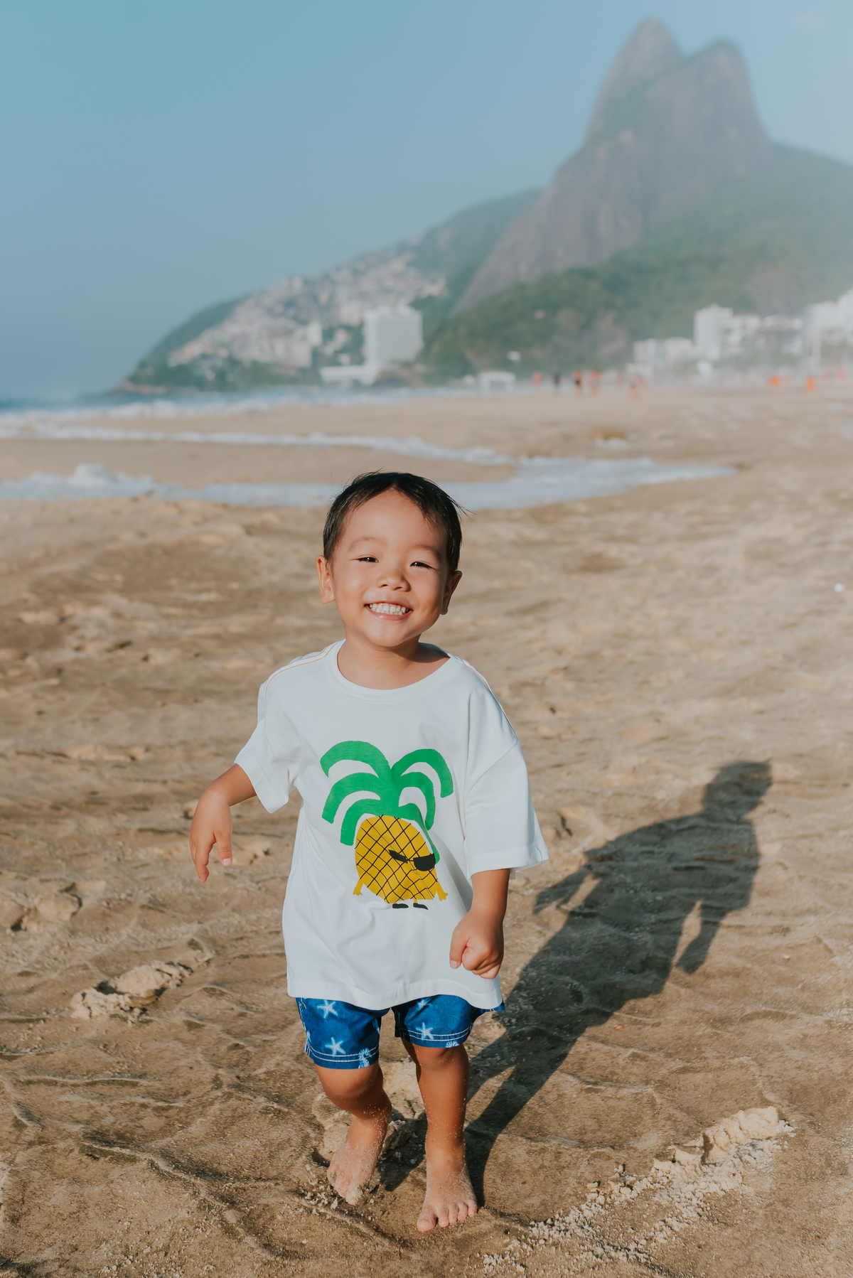 fotografia ensaio familia externo praia Leblon posto 11 Ipanema Rio de Janeiro fotografa de familia japoneses 