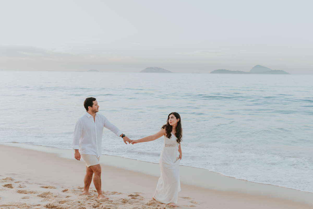 fotografia ensaio casal praia Leblon Ipanema Rio de Janeiro amanhecer fotografa rj sessão externa 
