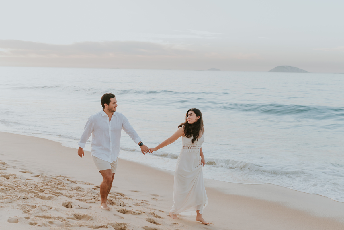 fotografia ensaio casal praia Leblon Ipanema Rio de Janeiro amanhecer fotografa rj sessão externa 