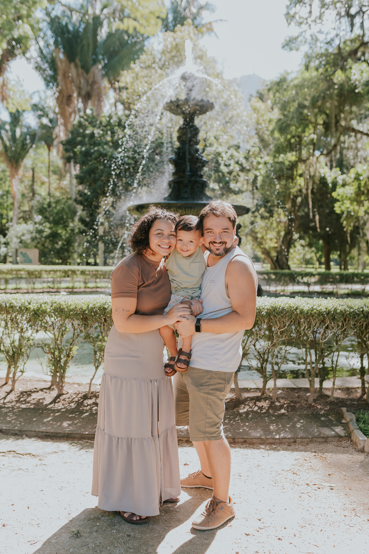 fotografia ensaio externo familia fotografa jardim botanico Rio de Janeiro dia das mães Wanessa e Nicolas natureza