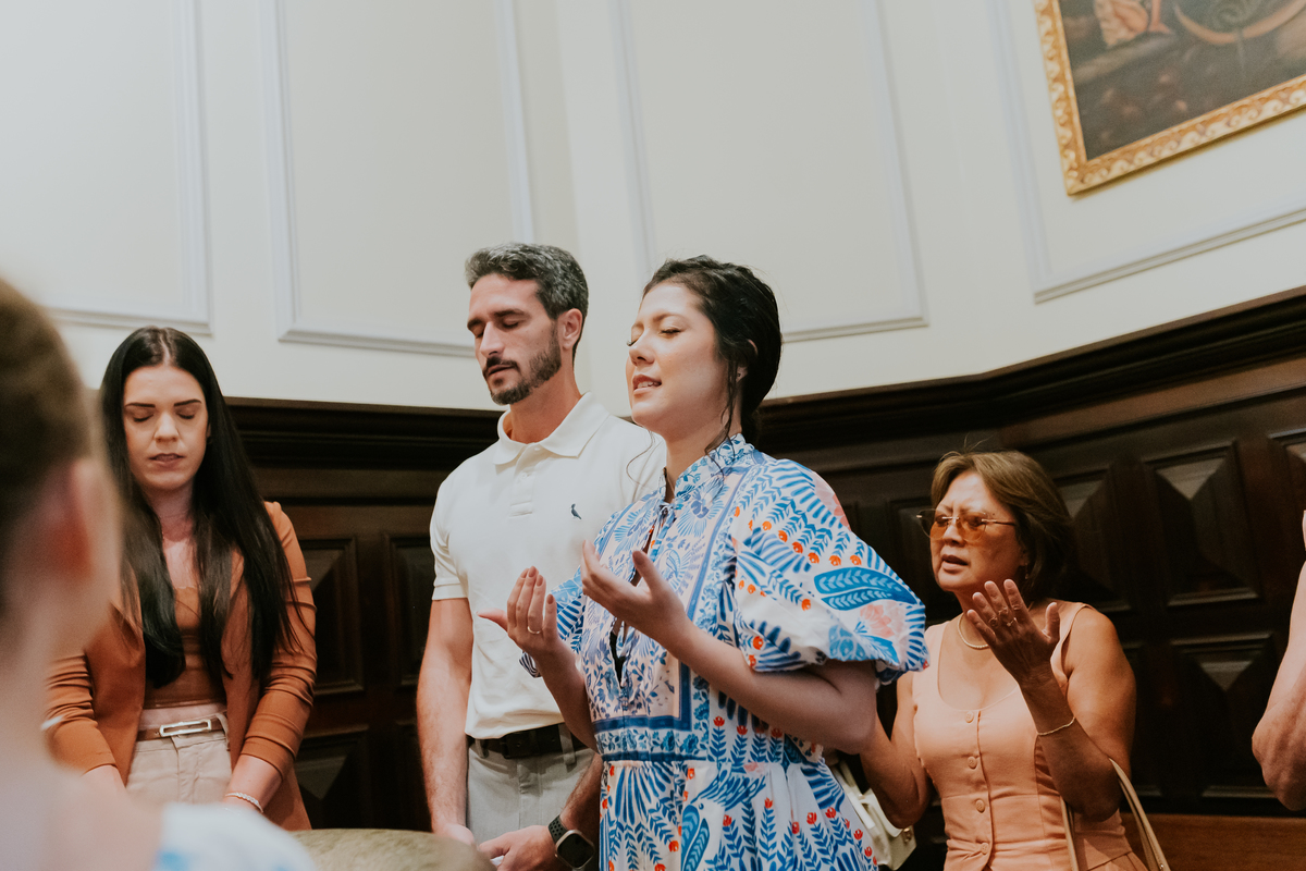 fotografia batizado batismo isis lagoa rodrigo de Freitas paroquia santa margarida maria Rio de Janeiro fotografa família