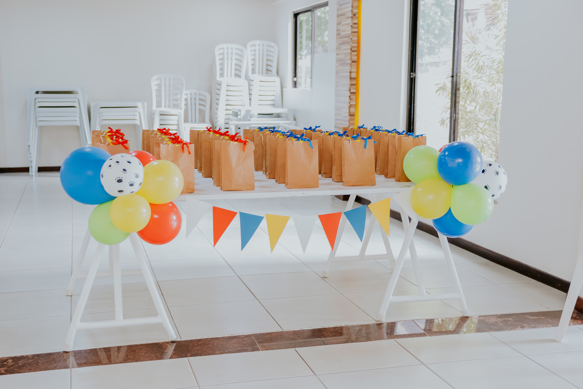fotografa festa infantil Rio de Janeiro barra da Tijuca 3 anos Mateus fotografa familia bruna Gerson tema patrulha canina