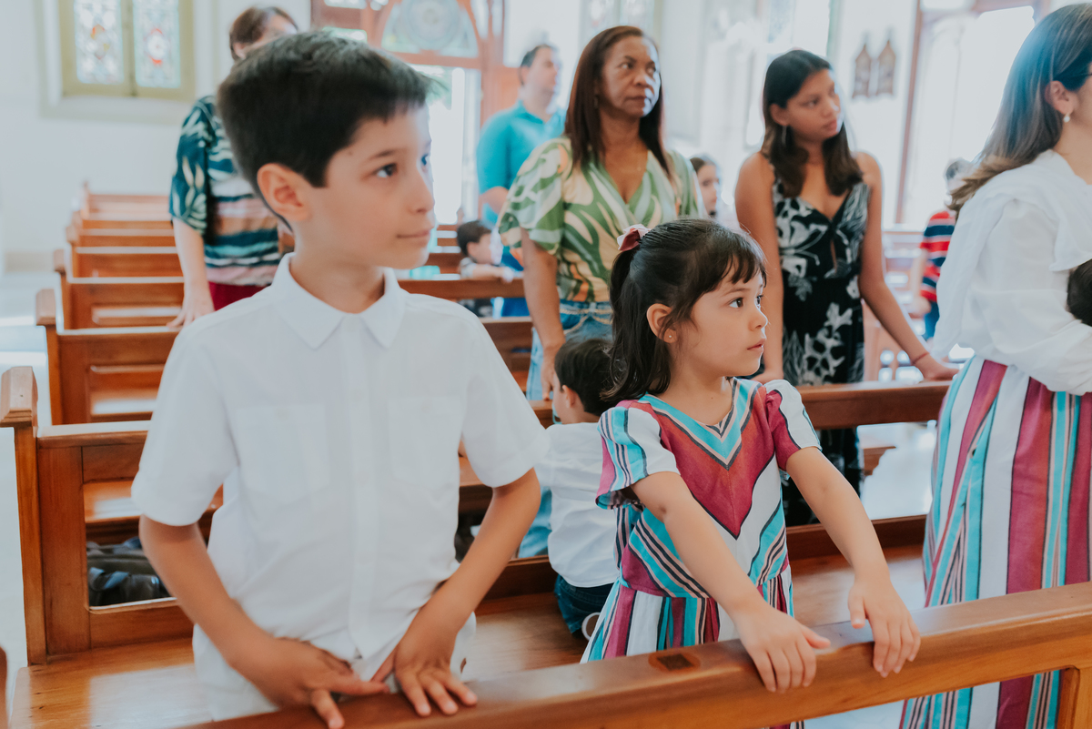 fotografia batizado batismo isabel fotografa familia Rio de Janeiro paroquia bom pastor Tijuca rj bruna Guerson cerimonia 
