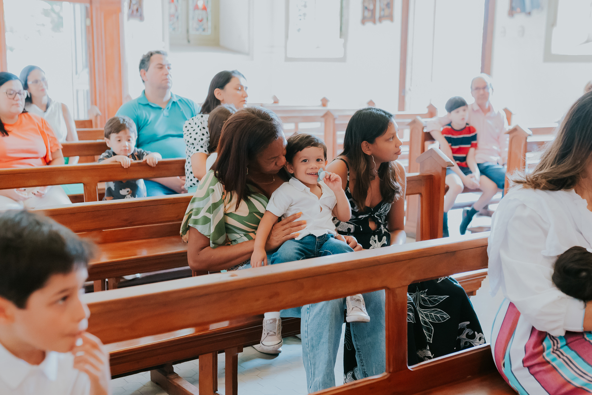 fotografia batizado batismo isabel fotografa familia Rio de Janeiro paroquia bom pastor Tijuca rj bruna Guerson cerimonia 