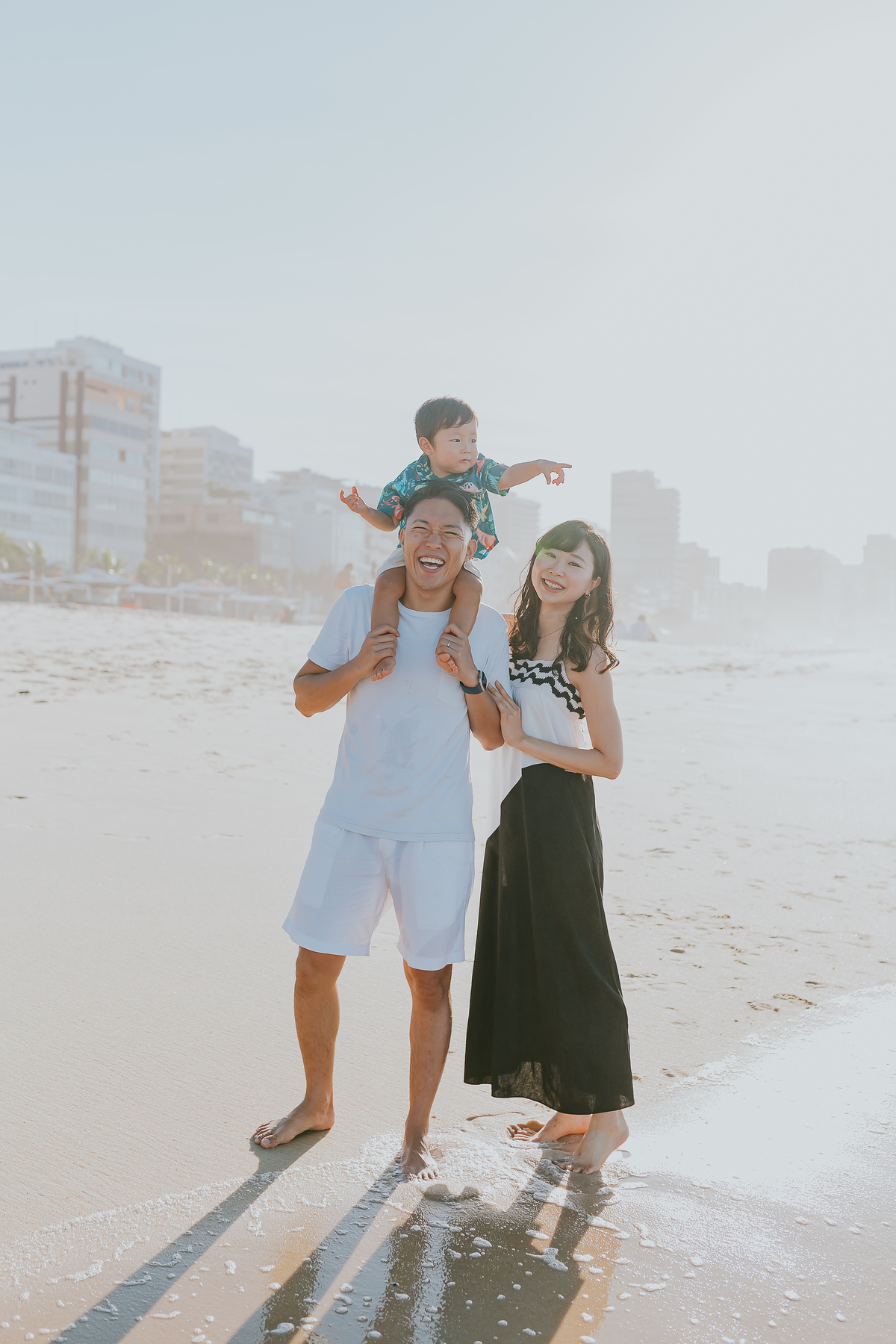 fotografia ensaio familia externo praia Leblon Ipanema Rio de Janeiro fotografa rj leve atemporal sensível espontâneo
