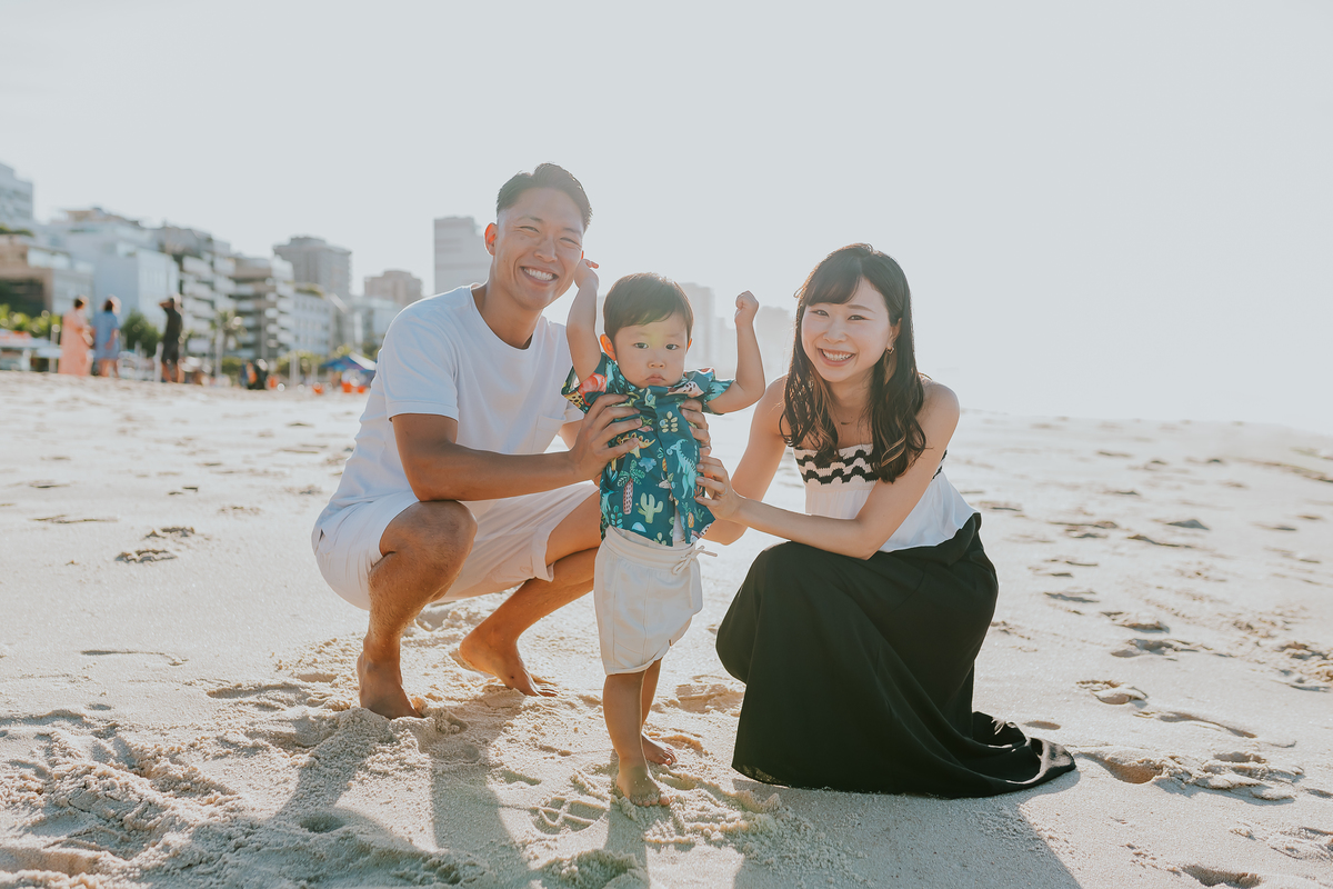 fotografia ensaio familia externo praia Leblon Ipanema Rio de Janeiro fotografa rj leve atemporal sensível espontâneo